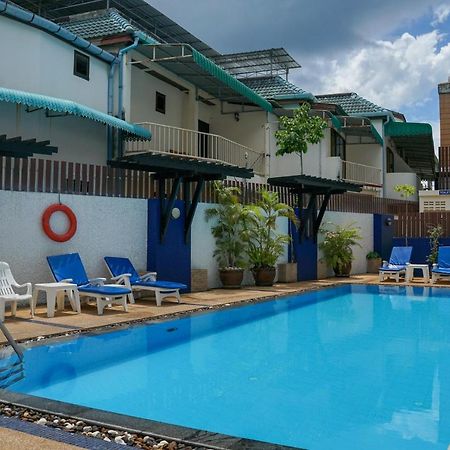 Rattana Beach Hotel By Shanaya Karon Ngoại thất bức ảnh