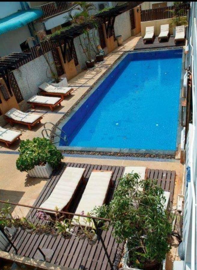 Rattana Beach Hotel By Shanaya Karon Ngoại thất bức ảnh