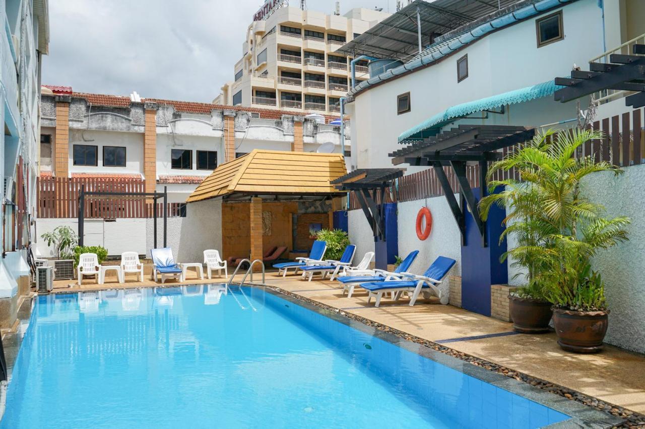 Rattana Beach Hotel By Shanaya Karon Ngoại thất bức ảnh